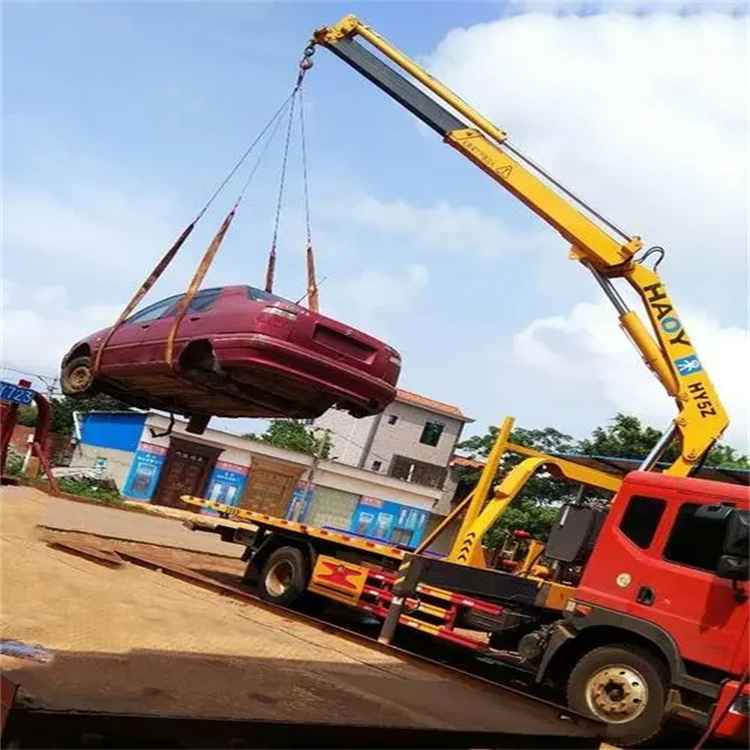 平昌吊车救援小汽车怎么吊