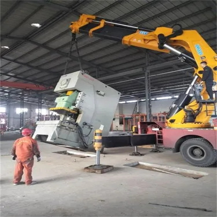 平昌80吨折臂吊车出租附近电话