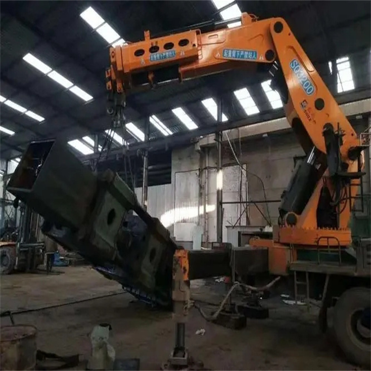 平昌130吨折臂吊车出租吊机租赁附近电话